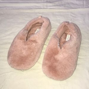 Fuzzy slippers